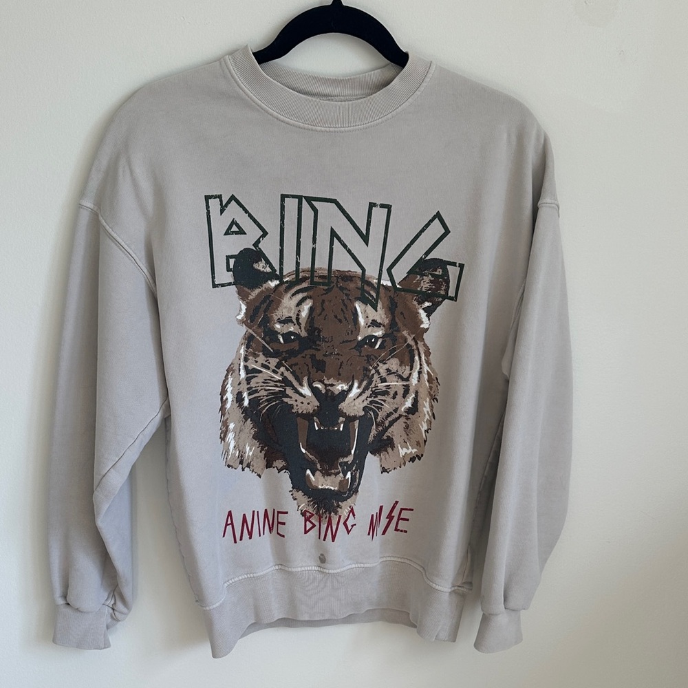 Graphic Tiger Sweatshirt